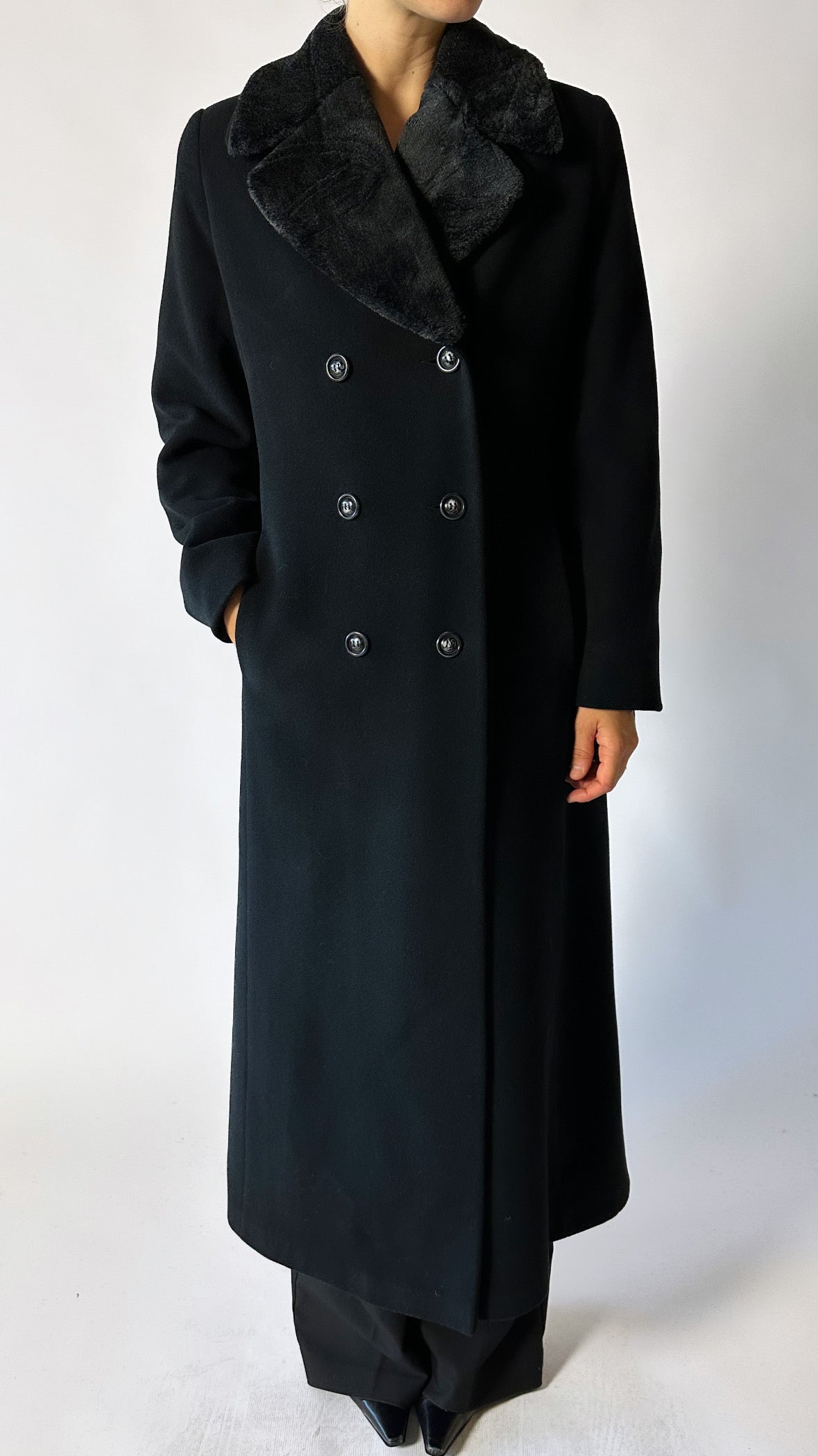 Doubled-breasted wool / cashmere coat | Black