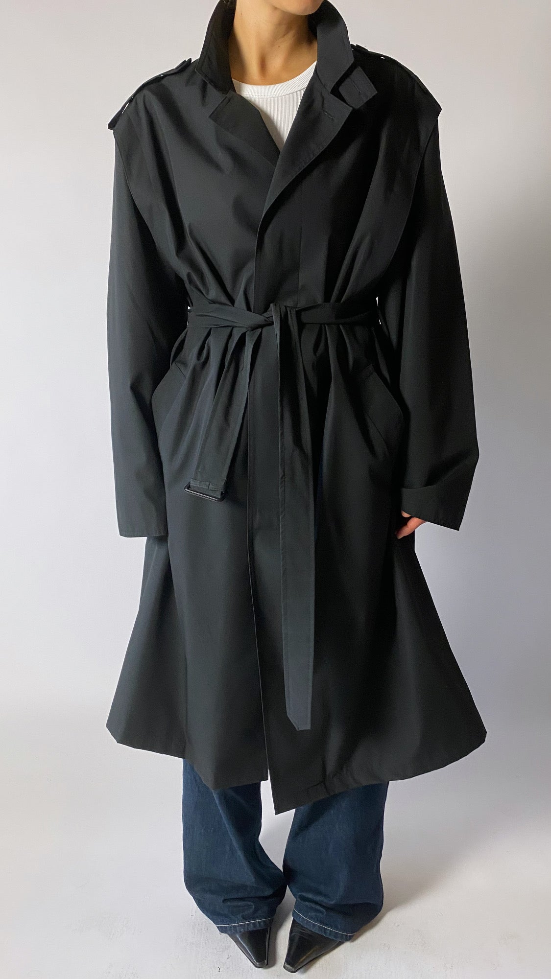 Oversized trench coat black