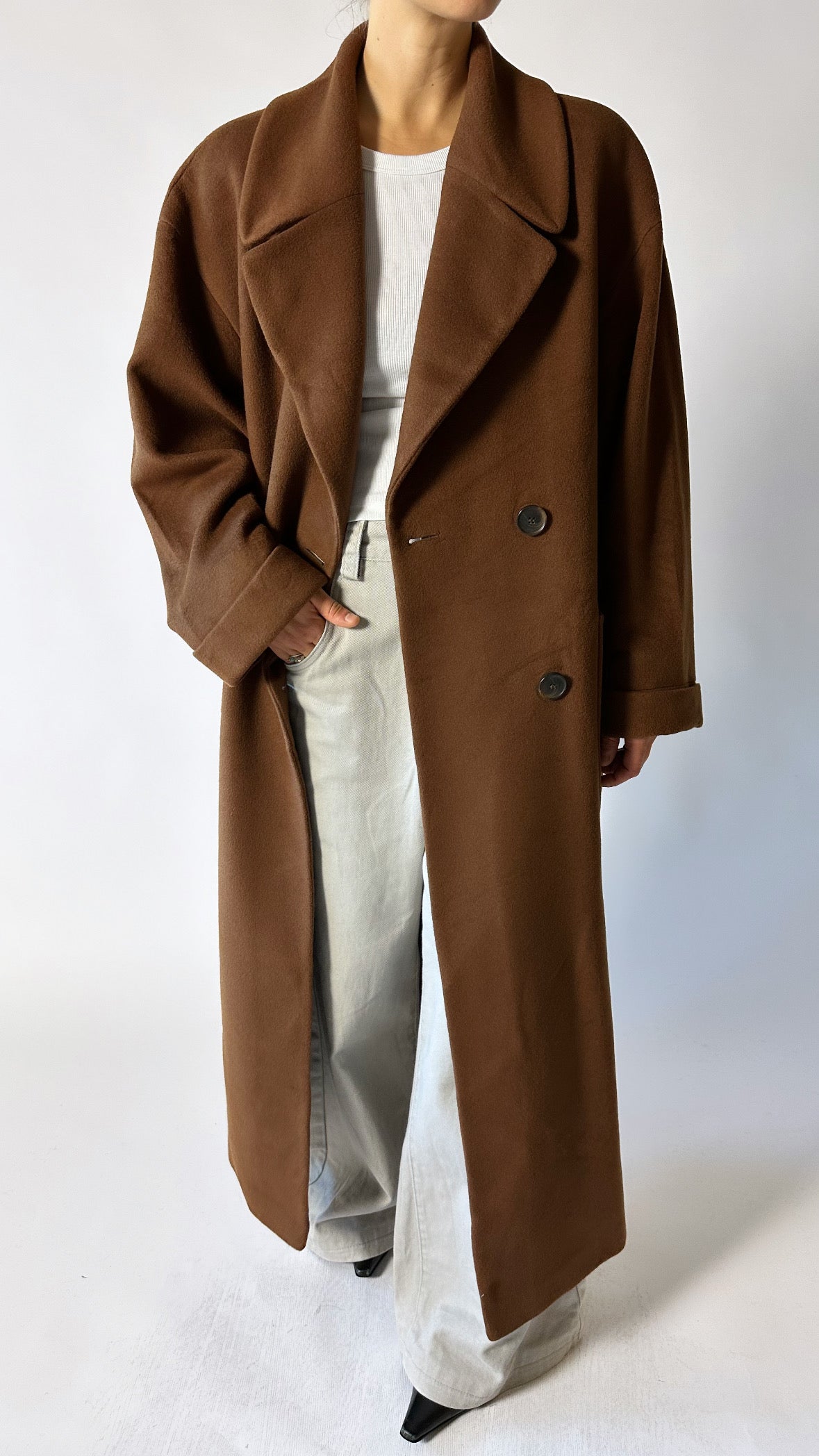 Oversized long wool coat | Brown