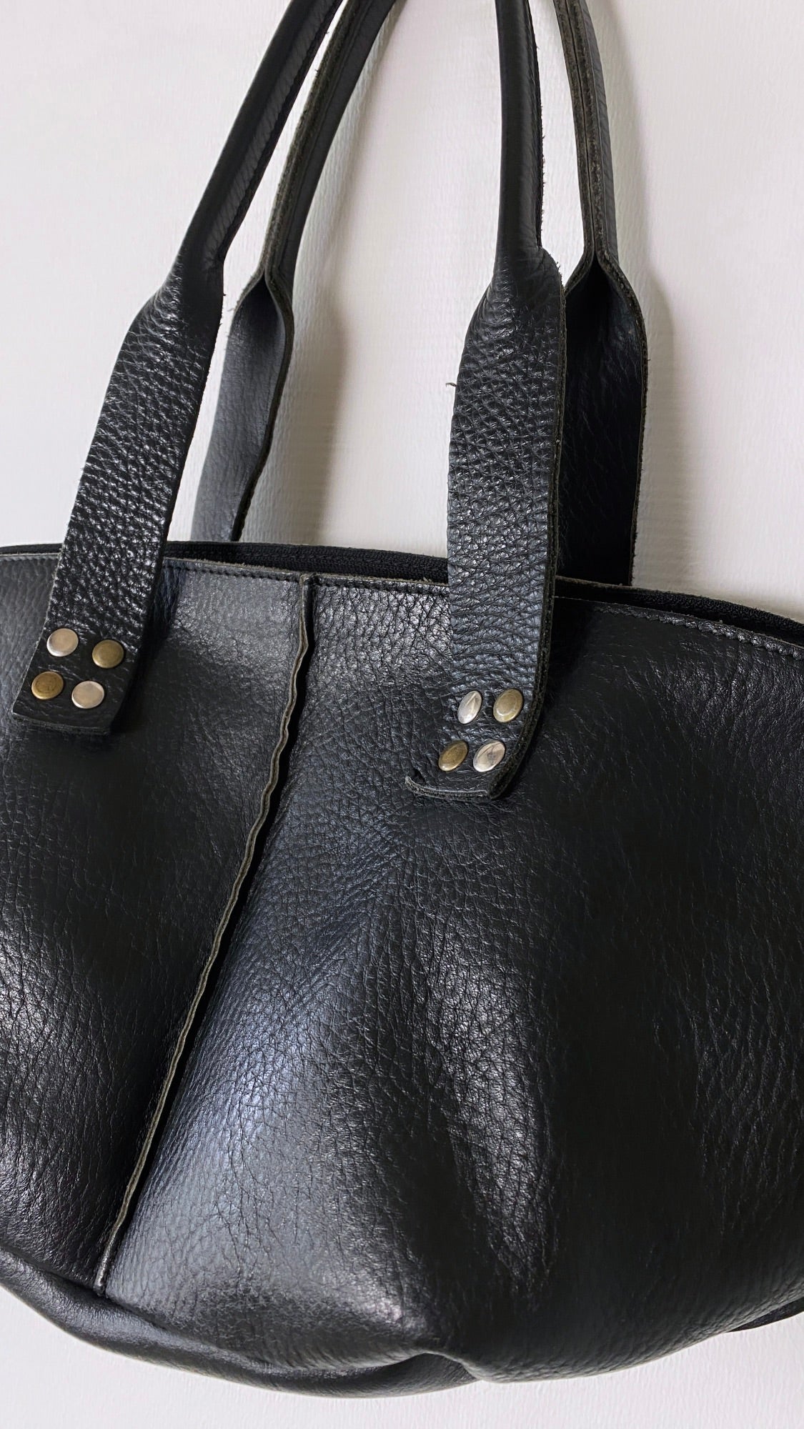 Leather tote bag black