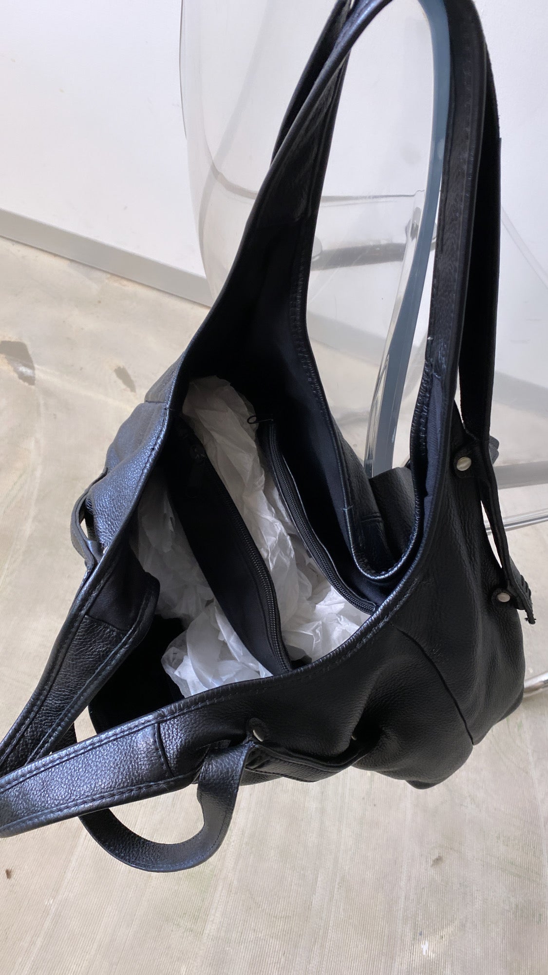 Leather tote bag black