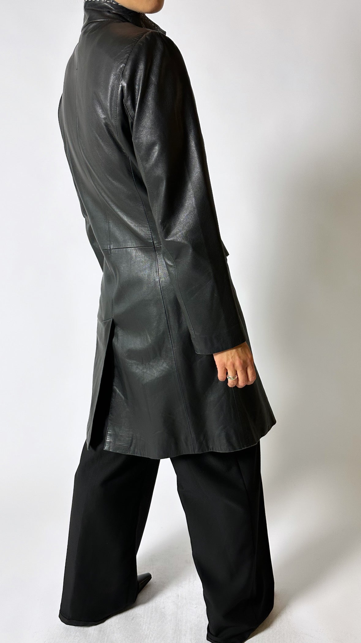 Long leather coat | Black