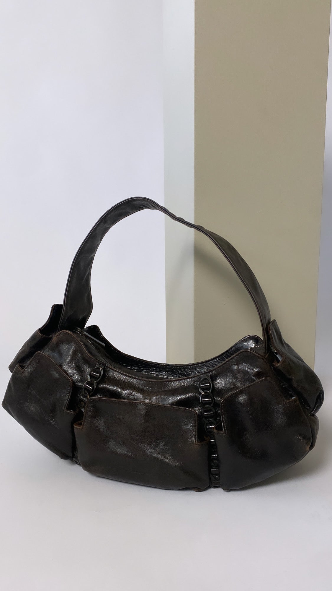 Leather shoulder bag dark brown