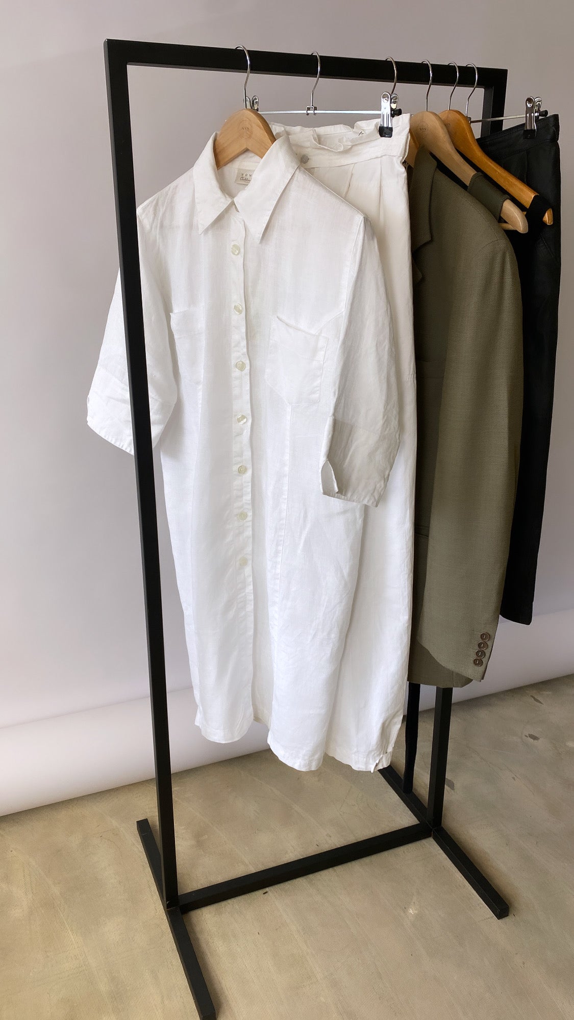 Long linen shirt white