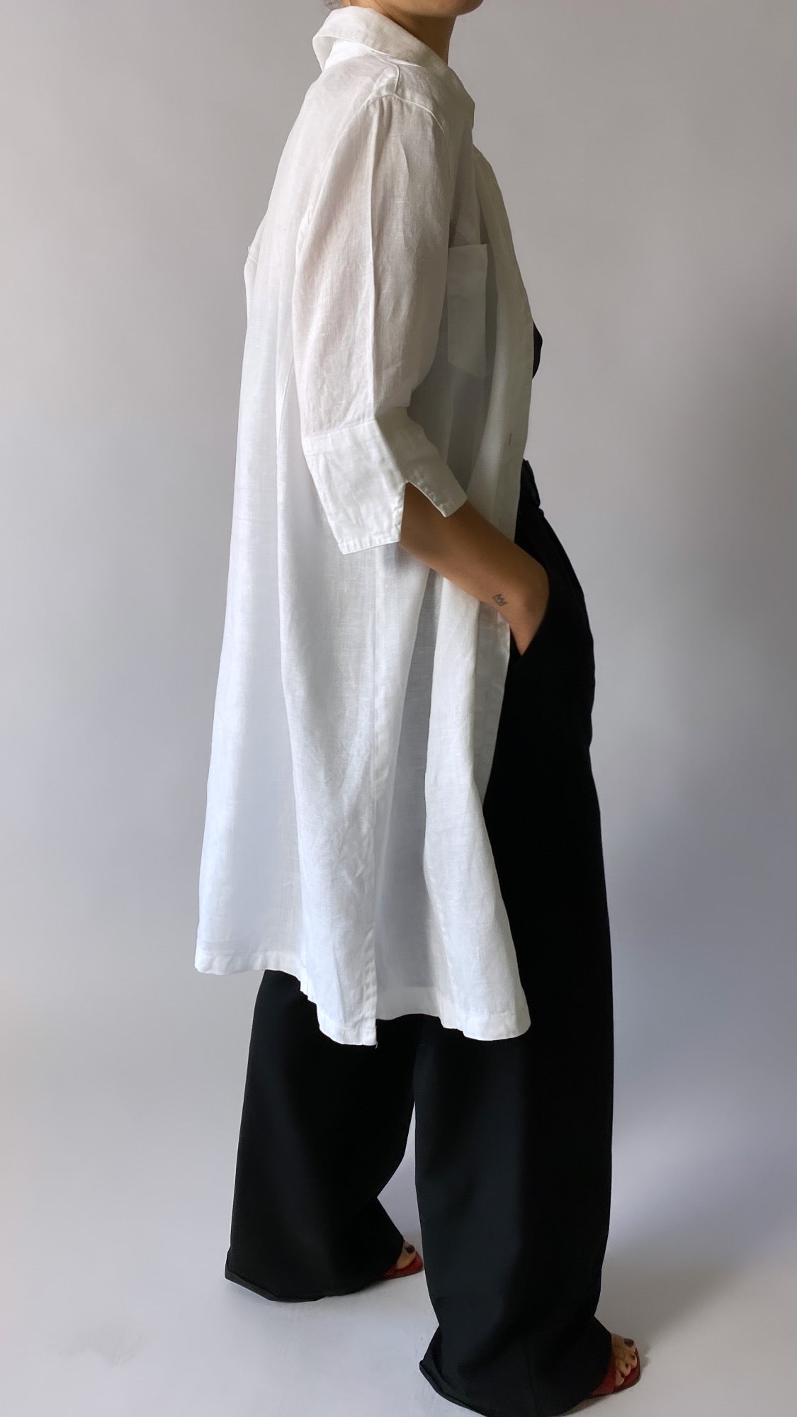 Long linen shirt white