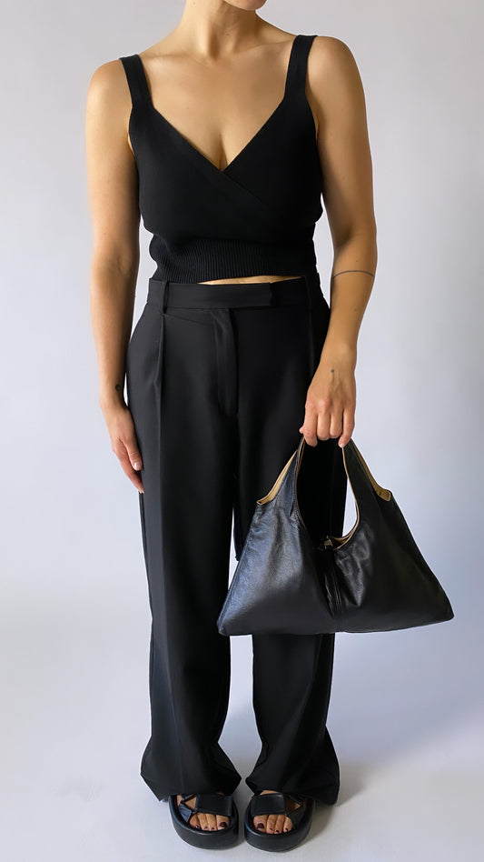 Reversible leather bag beige/ black