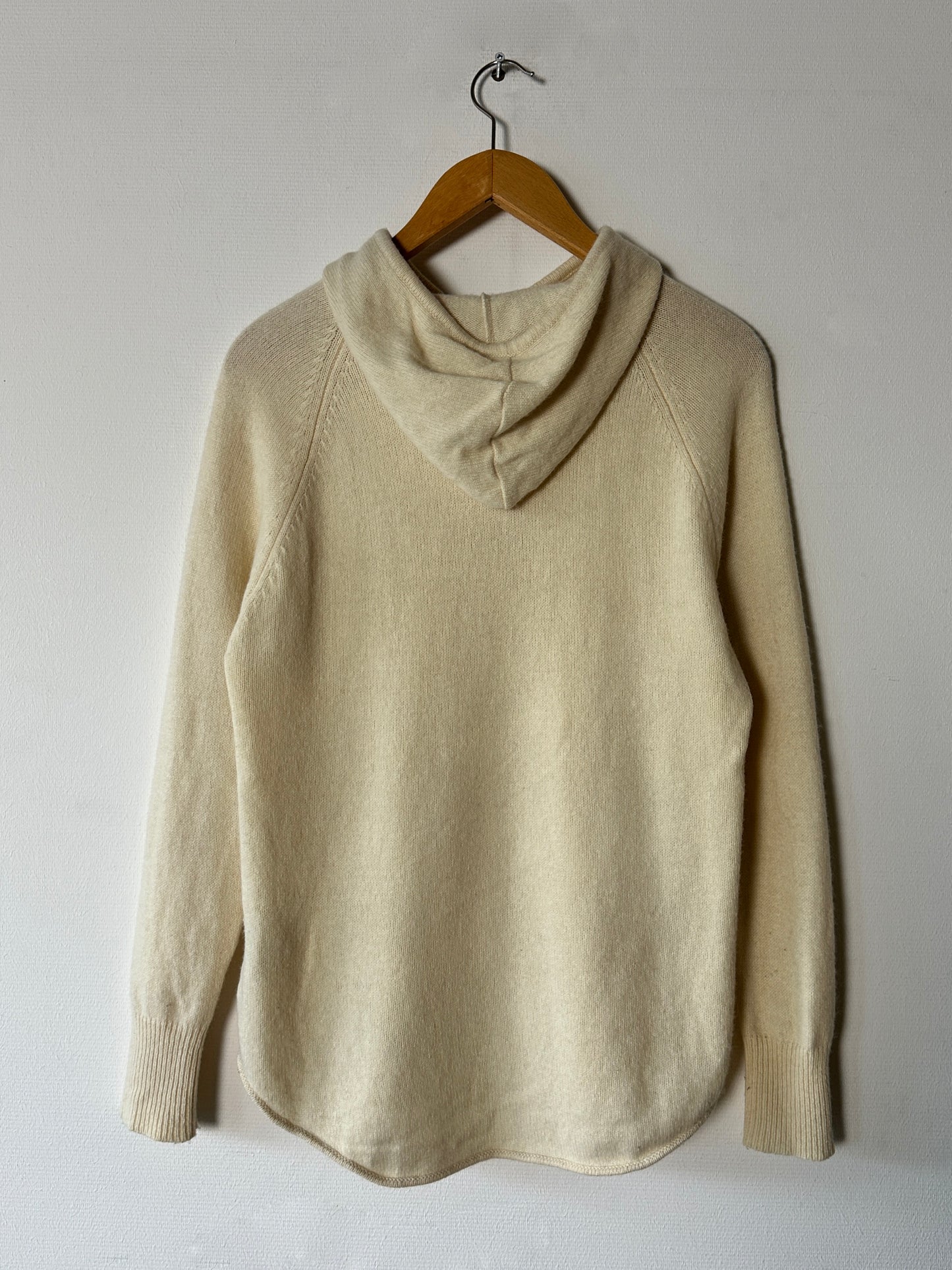 Lambswool hooded sweater | Ivory