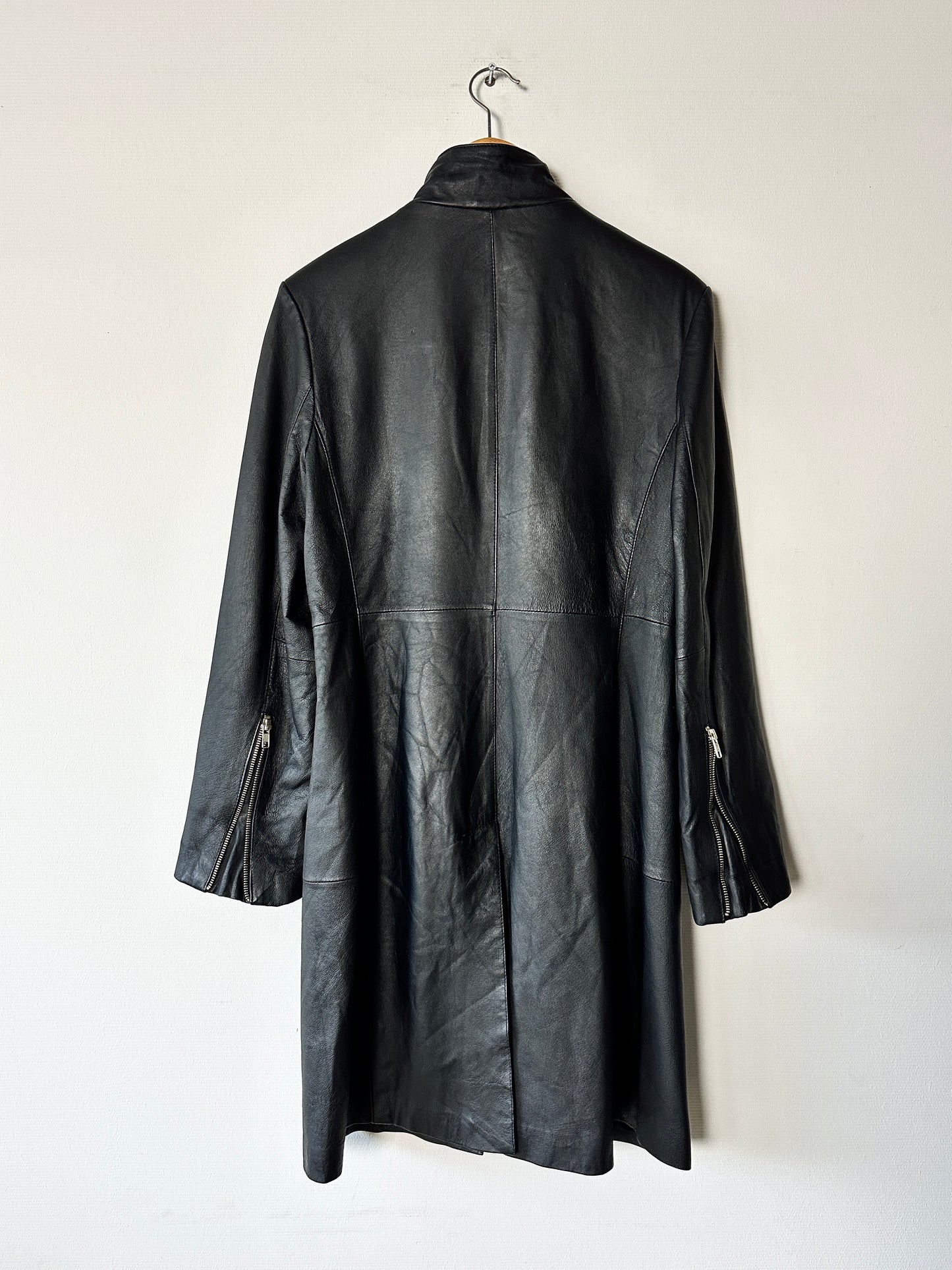 Long leather coat | Black