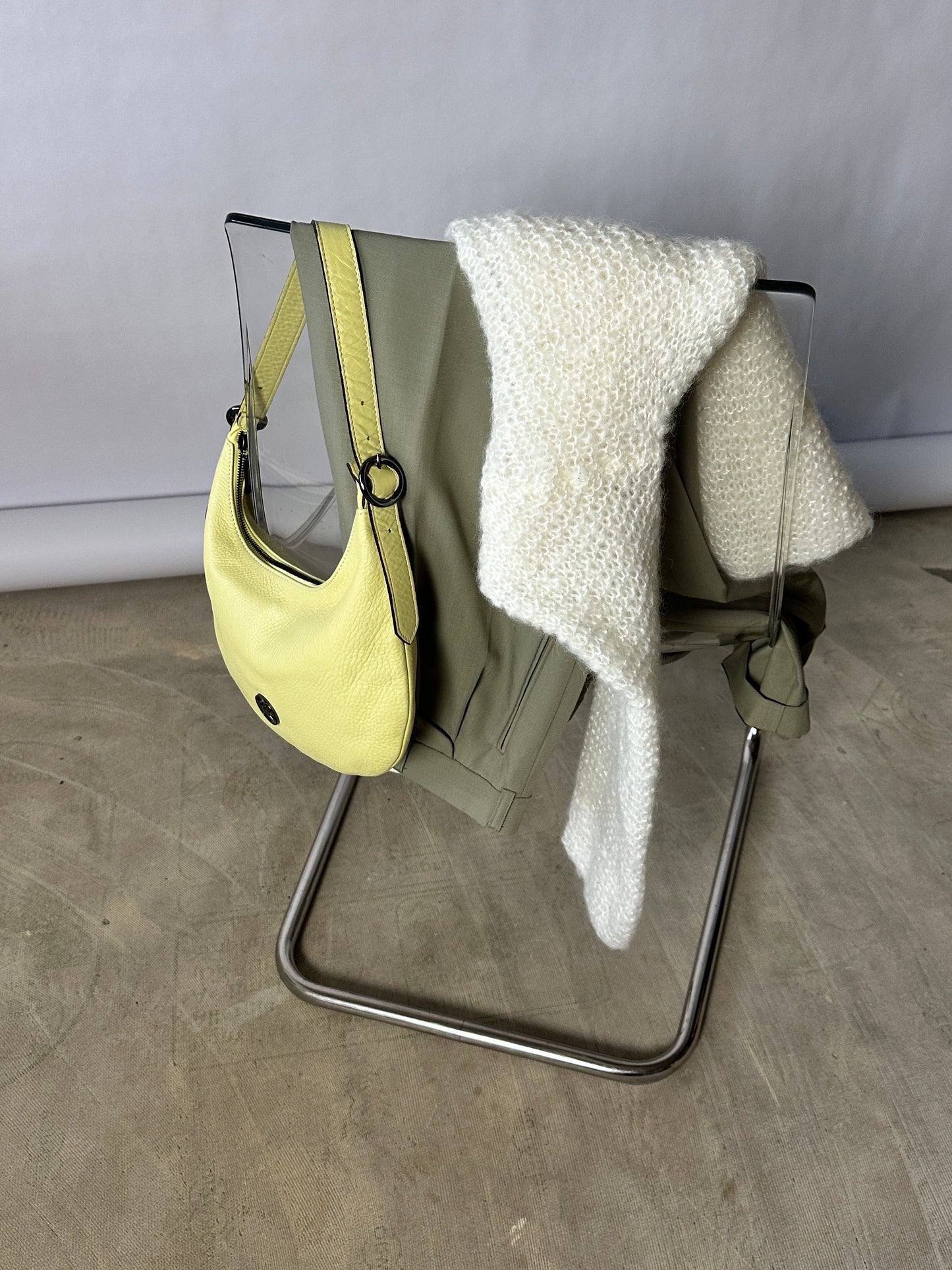 Leather shoulder bag | Soft Yellow