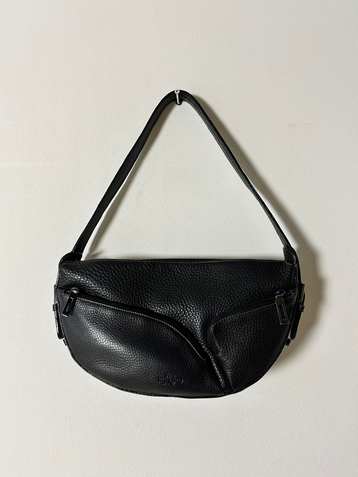 Leather shoulder bag | Black