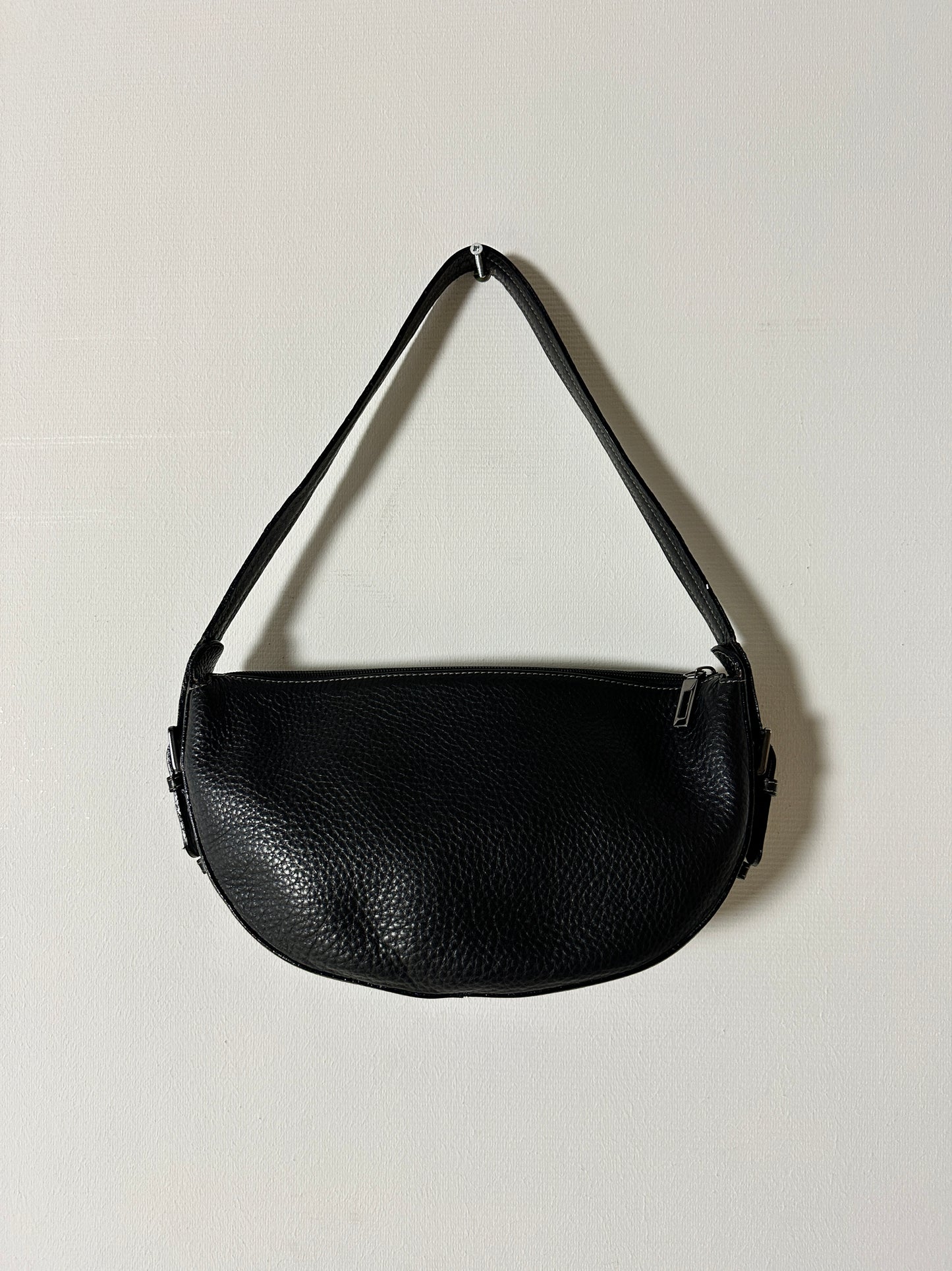 Leather shoulder bag | Black