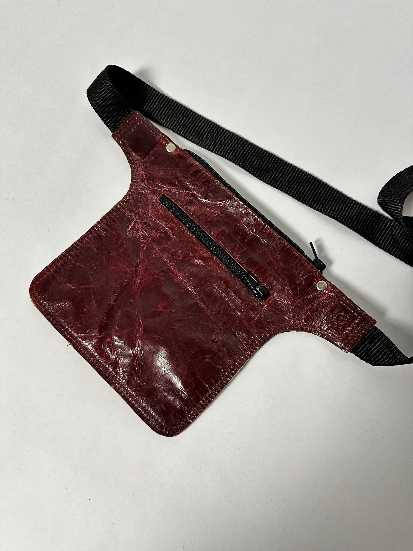 Leather belt bag | Bordeaux