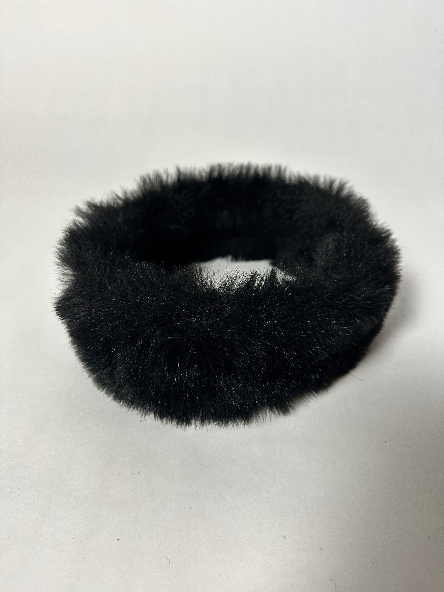 Faux fur headband | Black