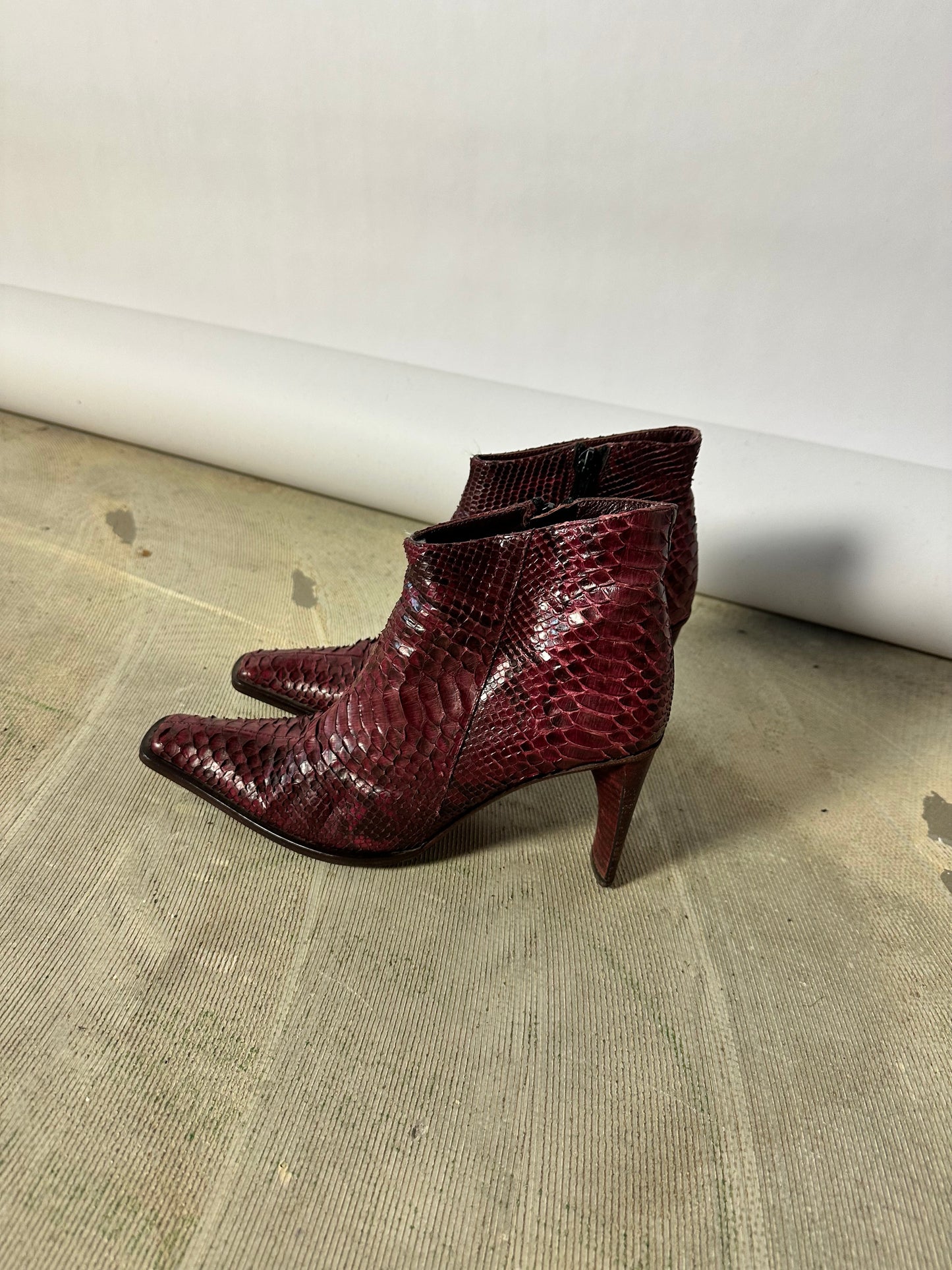 Leather ankle boots | Bordeaux