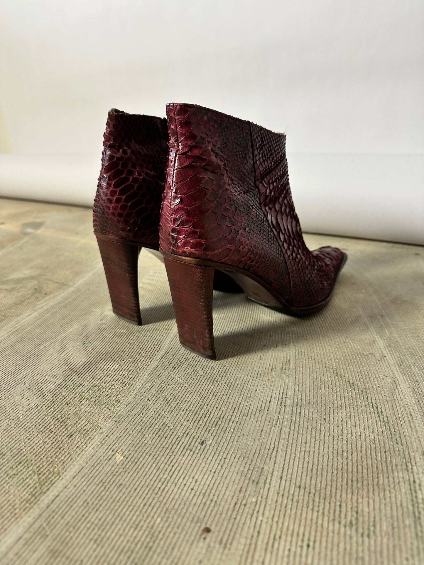 Leather ankle boots | Bordeaux