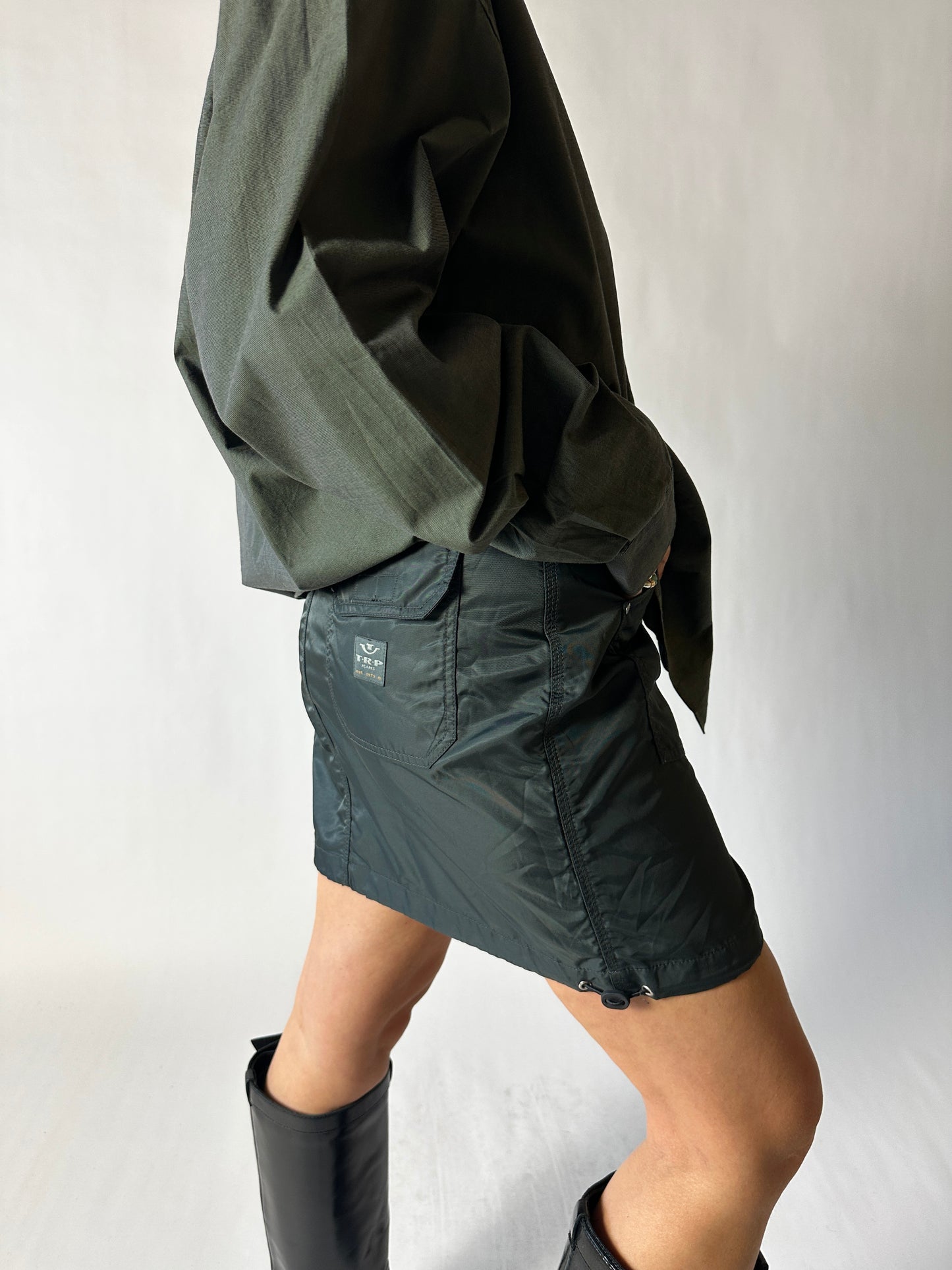 Mini skirt | Oil green