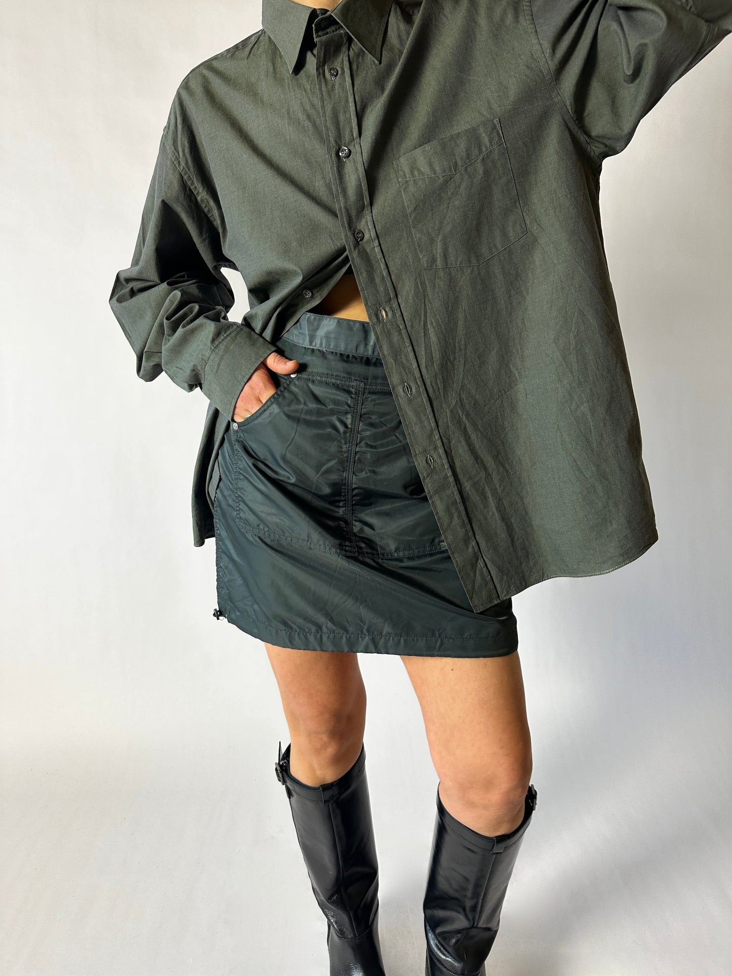 Mini skirt | Oil green