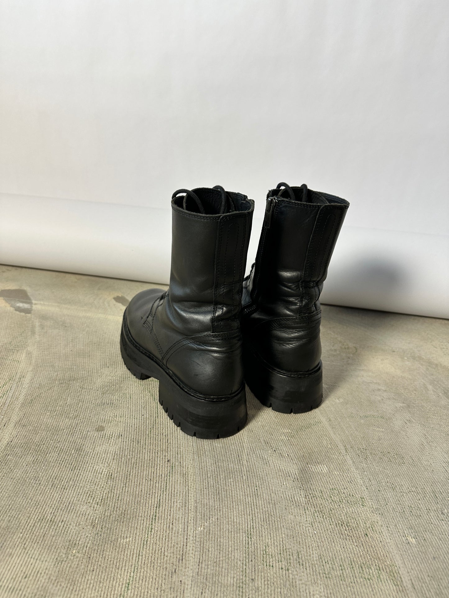 Ann Demeulenmeester lace up combat boots | Black