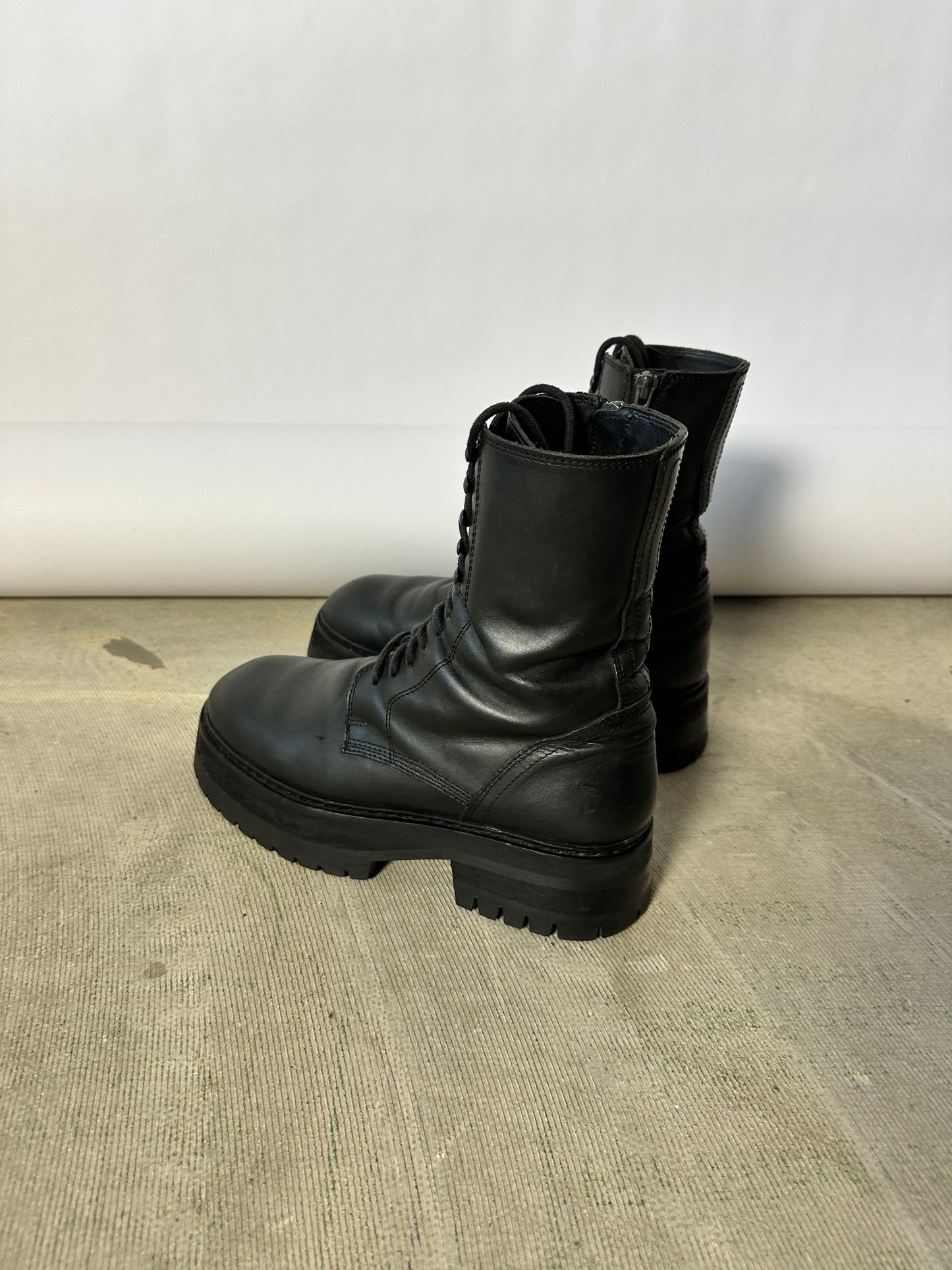 Ann Demeulenmeester lace up combat boots | Black