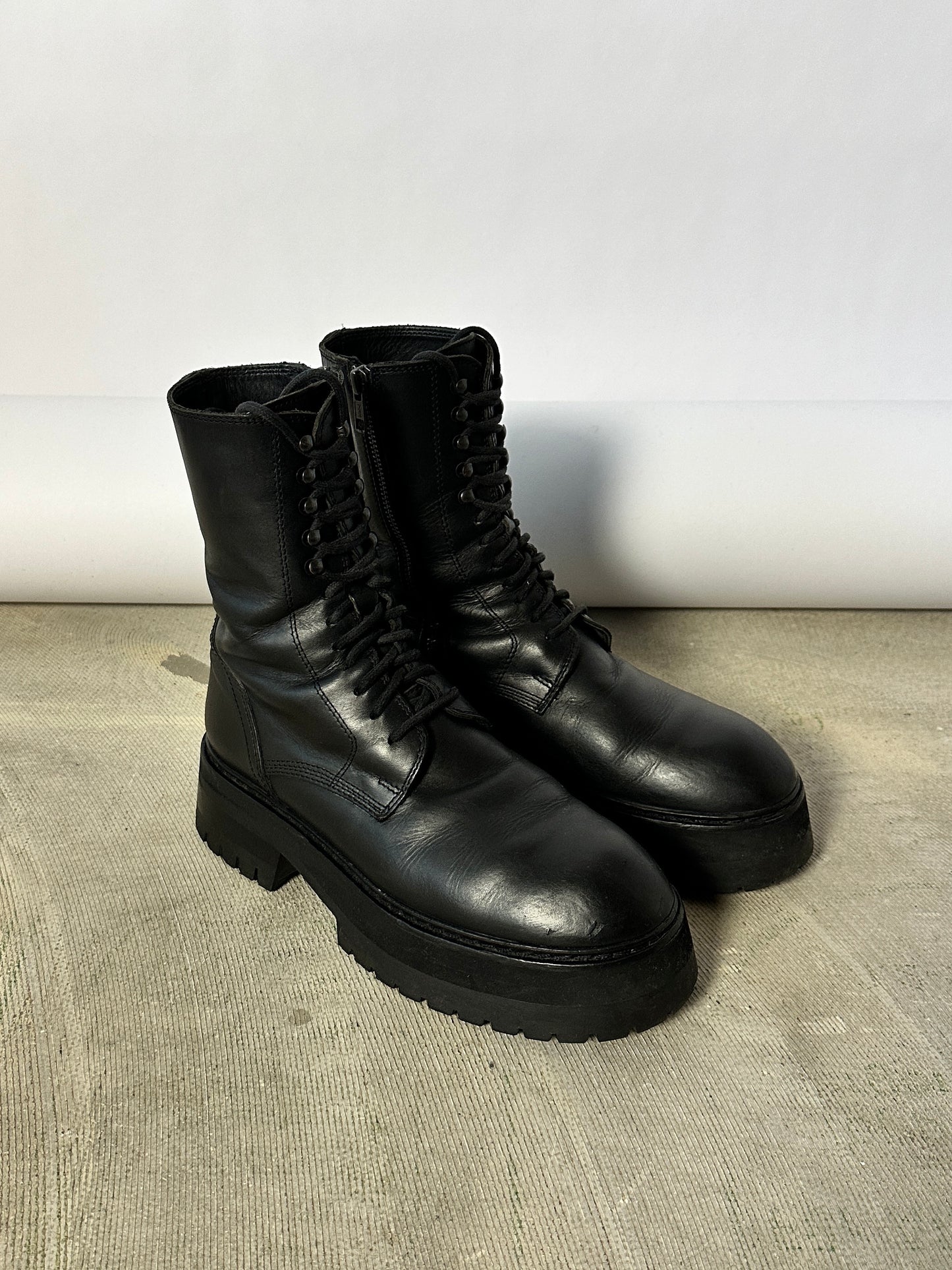 Ann Demeulenmeester lace up combat boots | Black