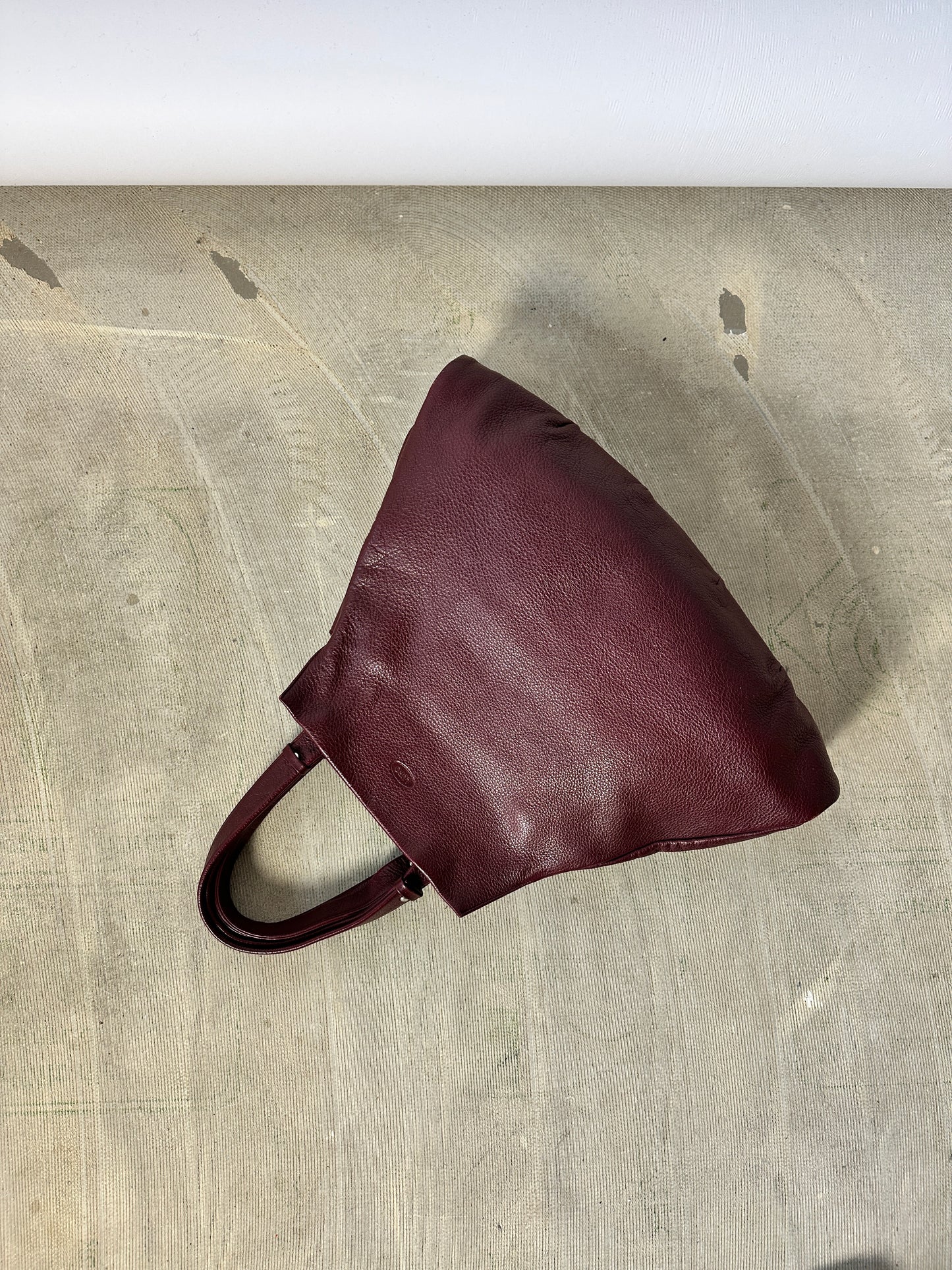 Leather tote bag | Bordeaux